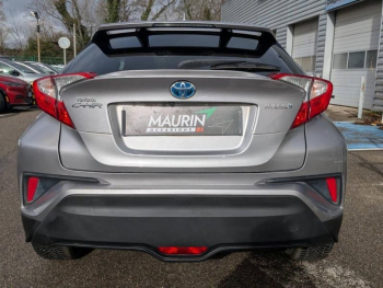 Photo 25 du bon plan TOYOTA C-HR 122h Edition 2WD E-CVT RC18 occasion à 17990 €