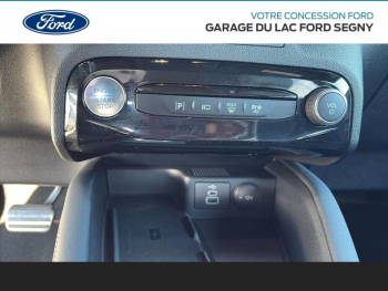 Photo 19 du bon plan FORD Kuga 2.5 Duratec 180ch Hybrid FlexiFuel ST-Line X Powershift occasion à 41490 €