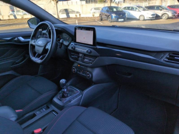 Photo 14 du bon plan FORD Focus 1.0 EcoBoost 125ch ST-Line occasion à 10900 €