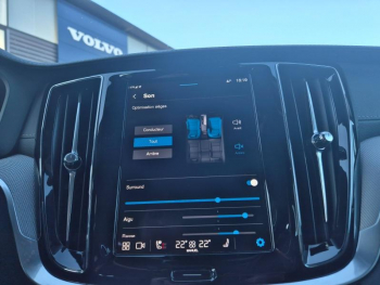 Photo 28 du bon plan VOLVO V60 B4 197ch Ultra Style Dark DCT 7 occasion à 44690 €