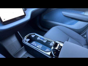 Photo 17 du bon plan VOLVO EX30 Single Extended Range 272ch Plus occasion à 40900 €