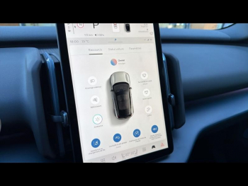 Photo 21 du bon plan VOLVO EX30 Single Extended Range 272ch Plus occasion à 40900 €