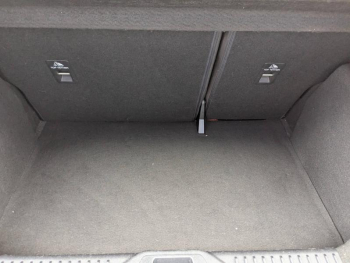 Photo 11 du bon plan FORD Fiesta 1.0 Flexifuel 95ch Titanium Business 5p occasion à 12980 €