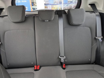 Photo 16 du bon plan FORD Fiesta 1.0 Flexifuel 95ch Titanium Business 5p occasion à 12980 €