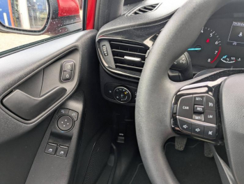 Photo 18 du bon plan FORD Fiesta 1.0 Flexifuel 95ch Titanium Business 5p occasion à 12980 €