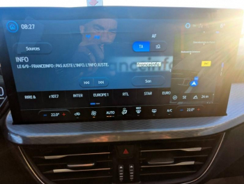 Photo 17 du bon plan FORD Kuga 2.5 Duratec 180ch Hybrid FlexiFuel Titanium Business Powershift occasion à 29990 €