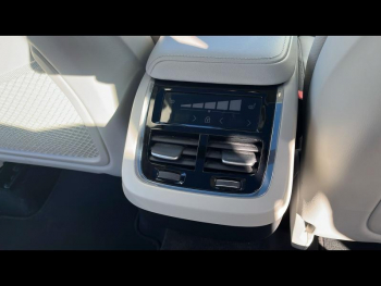 Photo 15 du bon plan VOLVO XC60 B4 AdBlue 197ch Ultimate Style Chrome Geartronic occasion à 39900 €