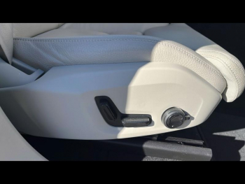 Photo 20 du bon plan VOLVO XC60 B4 AdBlue 197ch Ultimate Style Chrome Geartronic occasion à 39900 €
