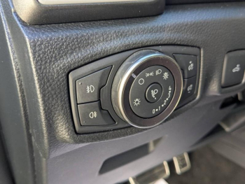 Photo 16 du bon plan FORD Ranger VUL 2.0 TDCi 213ch Double Cabine Raptor BVA10 occasion à 42990 €