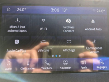 Photo 26 du bon plan FORD Ranger VUL 2.0 TDCi 213ch Double Cabine Raptor BVA10 occasion à 42990 €