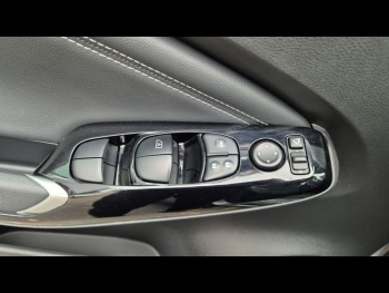 Photo 23 du bon plan NISSAN Juke 1.6 Hybrid 143ch PremiÃ¨re Edition 2022.5 occasion à 22900 €