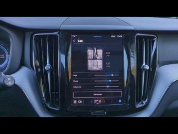 Photo 36 du bon plan VOLVO XC60 T6 Hybride Rechargeable 253 + 145ch Plus Style Chrome Geartronic 8 AWD occasion à 52900 €