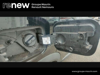 Photo 10 du bon plan RENAULT Captur 1.6 E-Tech hybride 145ch Intens -21 occasion à 16290 €