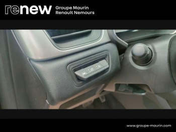 Photo 20 du bon plan RENAULT Captur 1.6 E-Tech hybride 145ch Intens -21 occasion à 16290 €