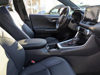 Photo 7 du bon plan TOYOTA RAV4 Hybride Rechargeable 306ch Collection AWD occasion à 34990 €