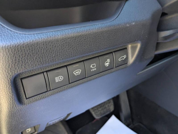 Photo 18 du bon plan TOYOTA RAV4 Hybride Rechargeable 306ch Collection AWD occasion à 34990 €