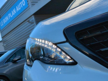 Photo 10 du bon plan PEUGEOT 308 1.6 THP 270ch S&S GTi by Peugeot Sport occasion à 19500 €