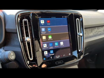 Photo 12 du bon plan VOLVO XC40 Recharge 238ch Essential occasion à 38400 €