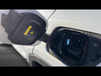 Photo 20 du bon plan VOLVO XC40 Recharge 238ch Essential occasion à 38400 €