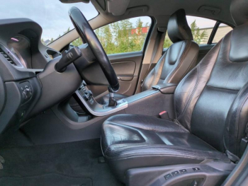 Photo 16 du bon plan VOLVO S60 D3 163ch Kinetic occasion à 8990 €