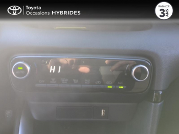 Photo 23 du bon plan TOYOTA Yaris 116h Design 5p MY22 occasion à 20980 €