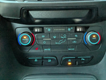 Photo 14 du bon plan FORD Transit Connect VUL L2 1.5 EcoBlue 120ch Active BVA occasion à 16900 €