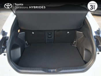 Photo 10 du bon plan TOYOTA Yaris Cross 116h Design MY22 PACK CARGO occasion à 23680 €