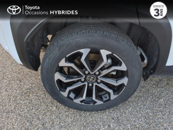 Photo 16 du bon plan TOYOTA Yaris Cross 116h Design MY22 PACK CARGO occasion à 23680 €