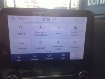 Photo 11 du bon plan FORD EcoSport 1.0 EcoBoost 125ch Titanium occasion à 15900 €