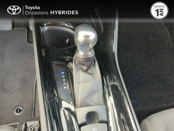 Photo 20 du bon plan TOYOTA C-HR 122h Edition 2WD E-CVT RC18 occasion à 17690 €