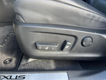 Photo 23 du bon plan LEXUS RX 450h 4WD F SPORT Executive Pano occasion à 35980 €