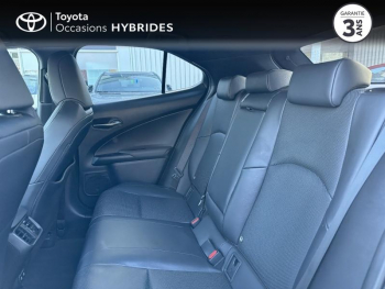 Photo 12 du bon plan LEXUS UX 250h 2WD Luxe Pack Technologie occasion à 21990 €