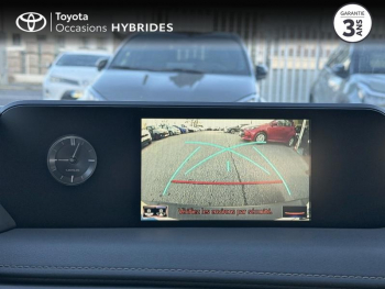 Photo 20 du bon plan LEXUS UX 250h 2WD Luxe Pack Technologie occasion à 21990 €