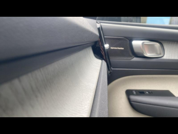 Photo 25 du bon plan VOLVO XC40 B3 163ch Ultra DCT 7 occasion à 45900 €