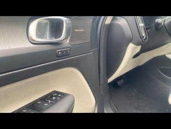 Photo 29 du bon plan VOLVO XC40 B3 163ch Ultra DCT 7 occasion à 45900 €