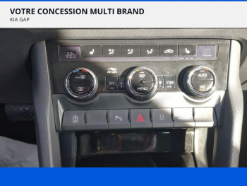 Photo 25 du bon plan SKODA Karoq 1.5 TSI ACT 150ch Style DSG7 occasion à 25990 €