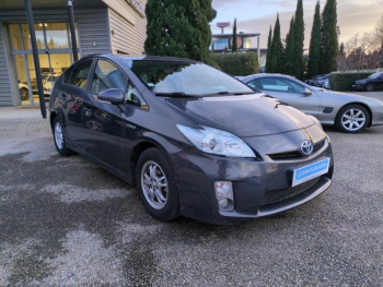 Photo 2 du bon plan TOYOTA Prius 136h Active occasion à 9990 €