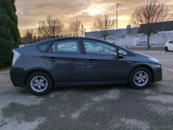 Photo 5 du bon plan TOYOTA Prius 136h Active occasion à 9990 €