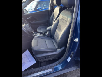 Photo 11 du bon plan KIA Niro 1.6 GDi 105ch ISG + Ã©lectrique 43.5ch Design DCT6 occasion à 15990 €