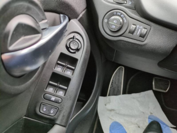 Photo 14 du bon plan FIAT 500X 1.3 FireFly Turbo T4 150ch Ballon Or DCT occasion à 14990 €