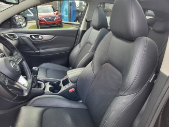 Photo 5 du bon plan NISSAN Qashqai 1.3 DIG-T 140ch Tekna occasion à 16490 €