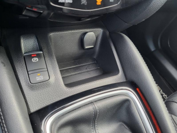 Photo 26 du bon plan NISSAN Qashqai 1.3 DIG-T 140ch Tekna occasion à 16490 €