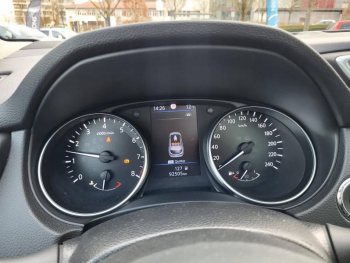 Photo 28 du bon plan NISSAN Qashqai 1.3 DIG-T 140ch Tekna occasion à 16490 €