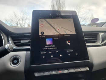 Photo 8 du bon plan RENAULT Captur 1.6 E-Tech hybride rechargeable 160ch Intens -21 occasion à 17990 €