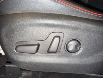 Photo 21 du bon plan KIA Sportage 1.6 CRDi 136ch ISG GT Line Premium 4x2 DCT7 occasion à 18980 €