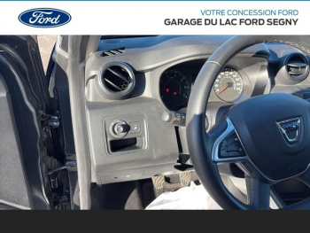 Photo 14 du bon plan DACIA Duster 1.3 TCe 130ch FAP Techroad 4x2 occasion à 15990 €