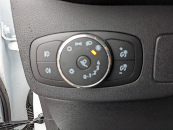 Photo 9 du bon plan FORD Puma 1.0 EcoBoost Hybrid 125ch Titanium S&S occasion à 18900 €