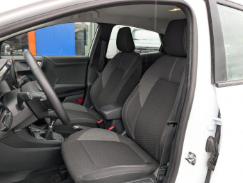 Photo 16 du bon plan FORD Puma 1.0 EcoBoost Hybrid 125ch Titanium S&S occasion à 18900 €