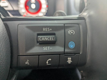 Photo 18 du bon plan NISSAN Qashqai 1.3 Mild Hybrid 158ch Tekna Xtronic occasion à 23900 €