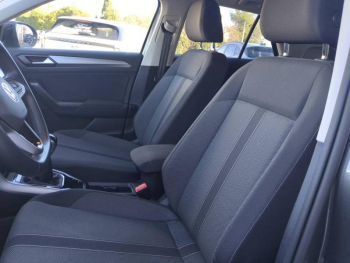 Photo 14 du bon plan VOLKSWAGEN T-Roc 1.0 TSI 110ch VW Edition occasion à 21990 €